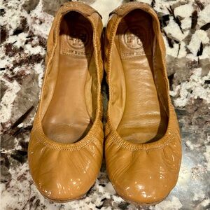 Tory Burch Women's Tan Ballet Flats  | Patten Leather | Size 7